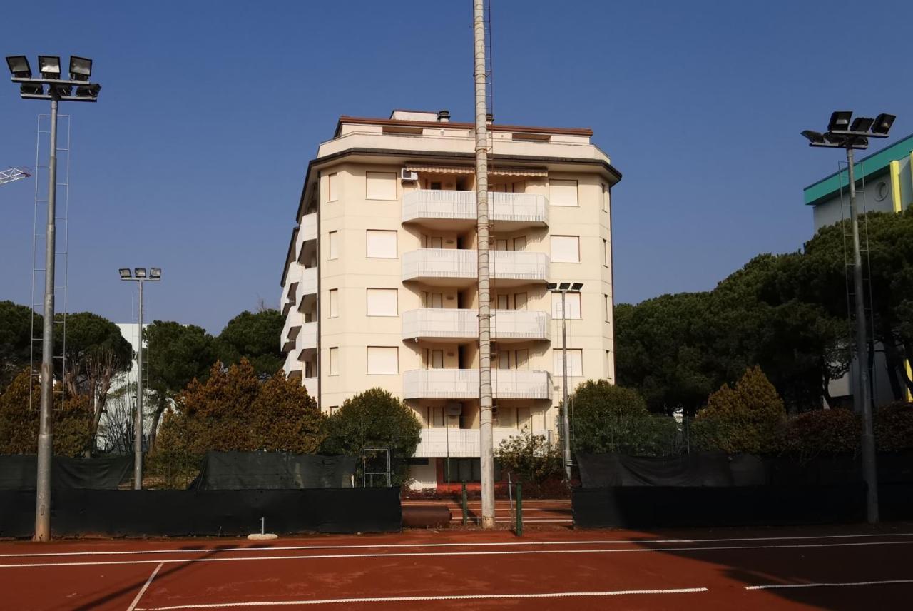 Horizon Apartment Bibione Exterior photo
